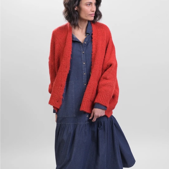 Alembika Signature Cardigan - Picture 2 of 14